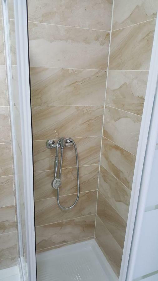 White Apartment Alicante Exterior photo