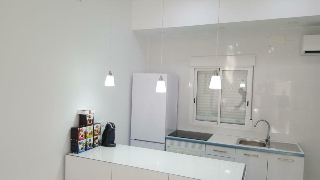 White Apartment Alicante Exterior photo